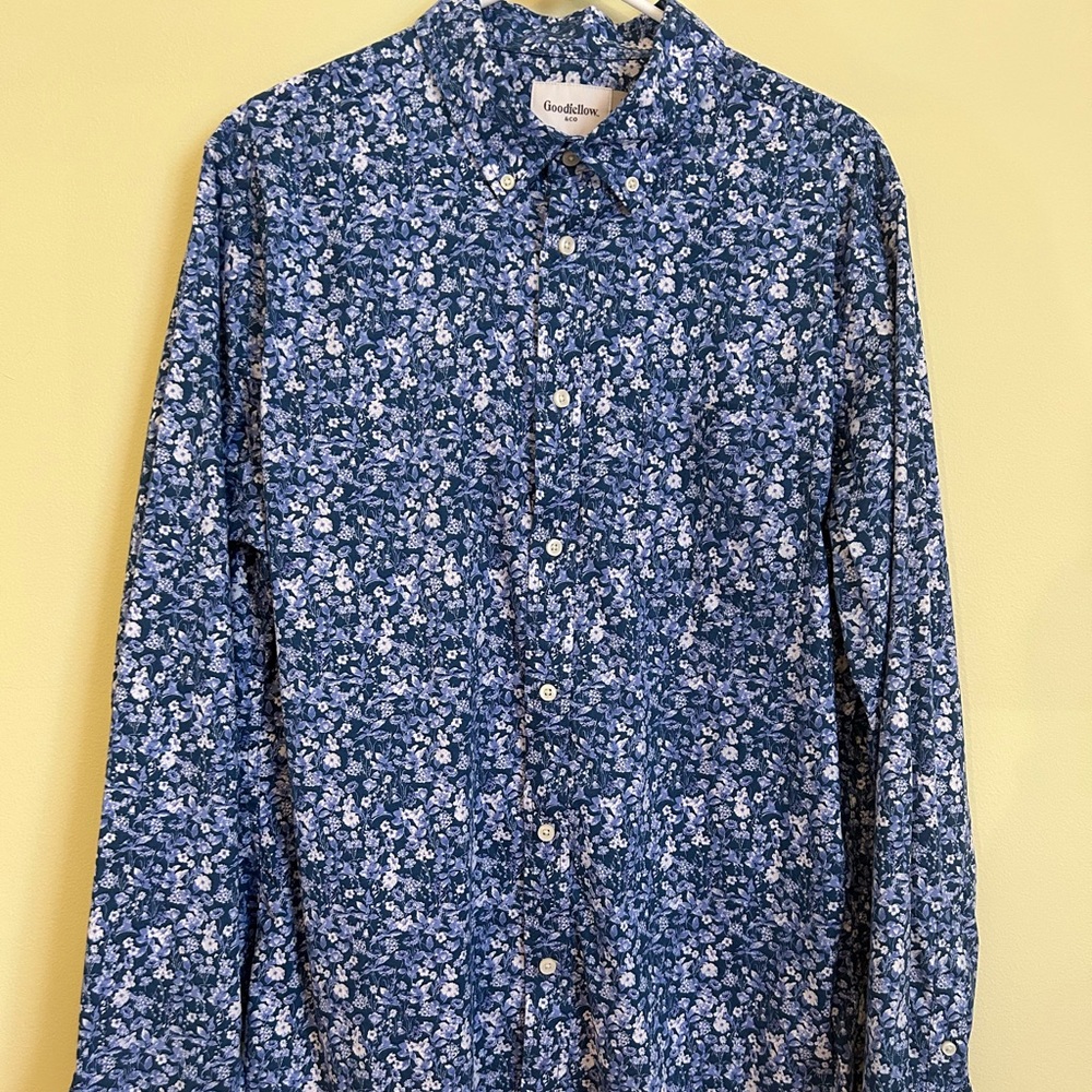 Goodfellow Men’s Blue/White Floral Print Slim Fit Button-Down Shirt